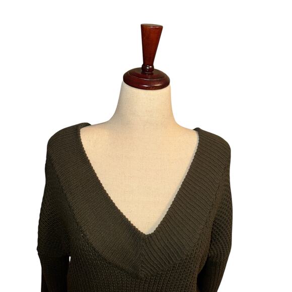 Xenana oversized green deep v off shoulder waffle knit sweater sz‎ xs fits large - Picture 6 of 7